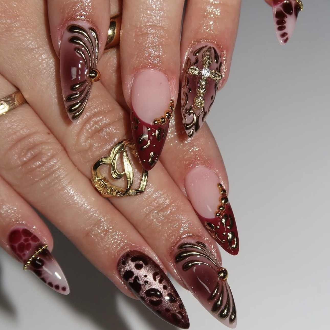 Накладные ногти средней длины  – обзор и цена Nail Art Press On